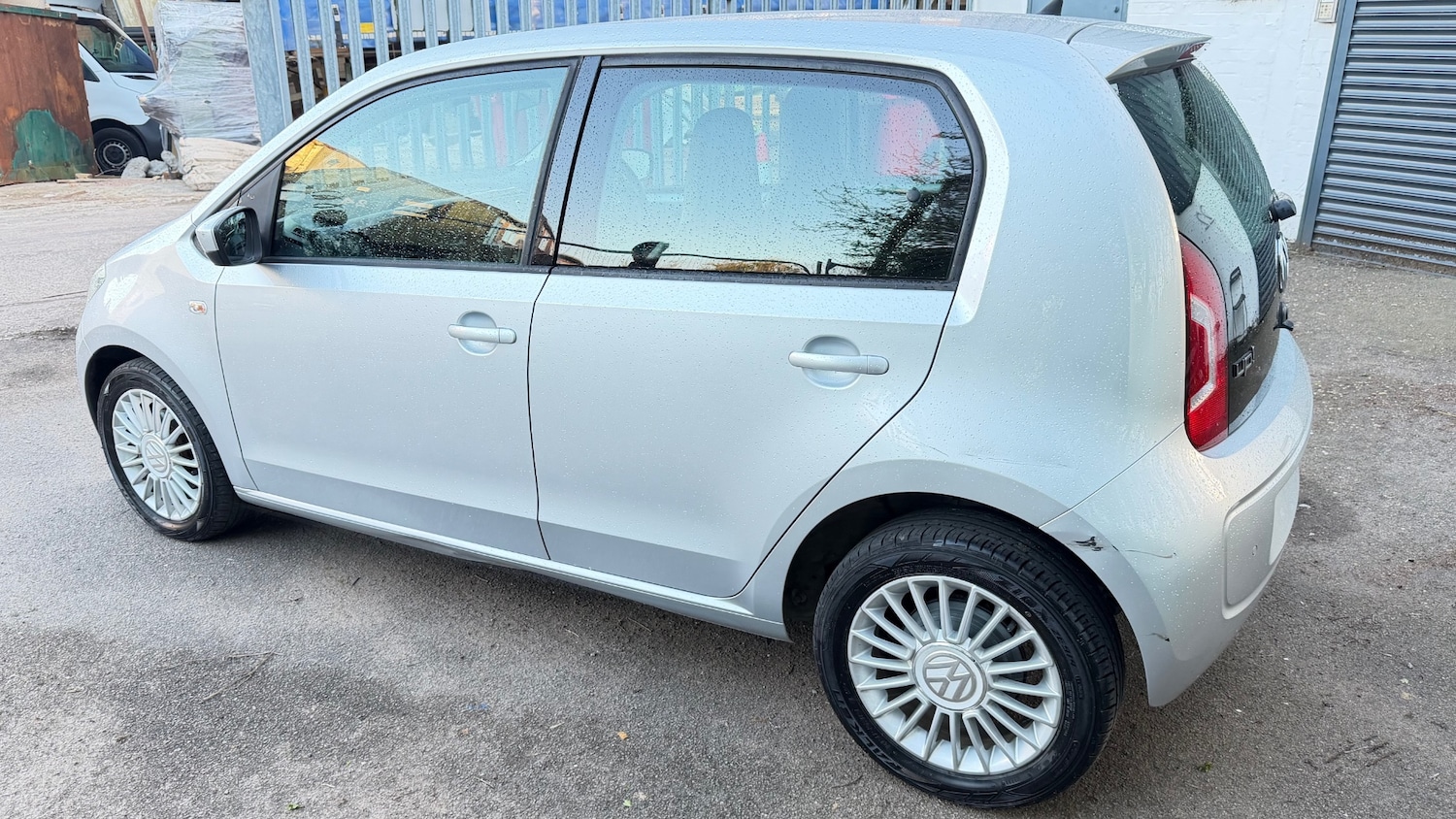 Used Volkswagen up! 2015 for sale - 78060741: Photo 5