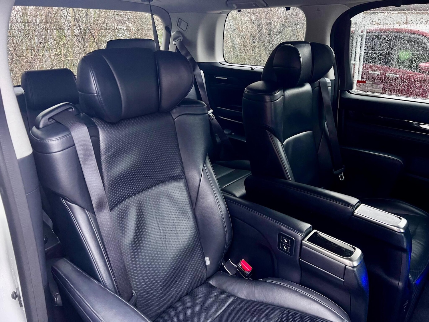 Used Toyota Vellfire 2026 for sale - 77612313: Photo 13