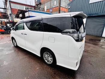 Used Toyota Vellfire 2016 for sale - 77612313: Photo