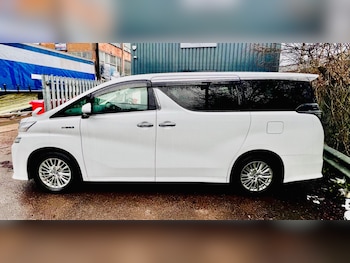 Used Toyota Vellfire 2016 for sale - 77612313: Photo
