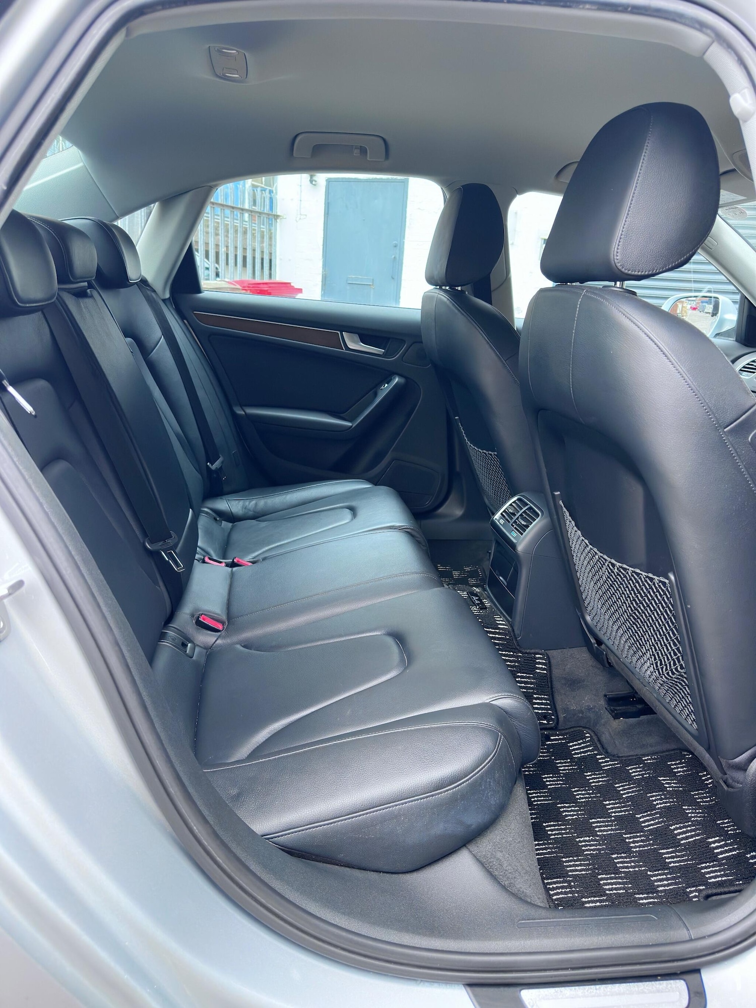 Used Audi A4 for sale - 76995548: Photo 25