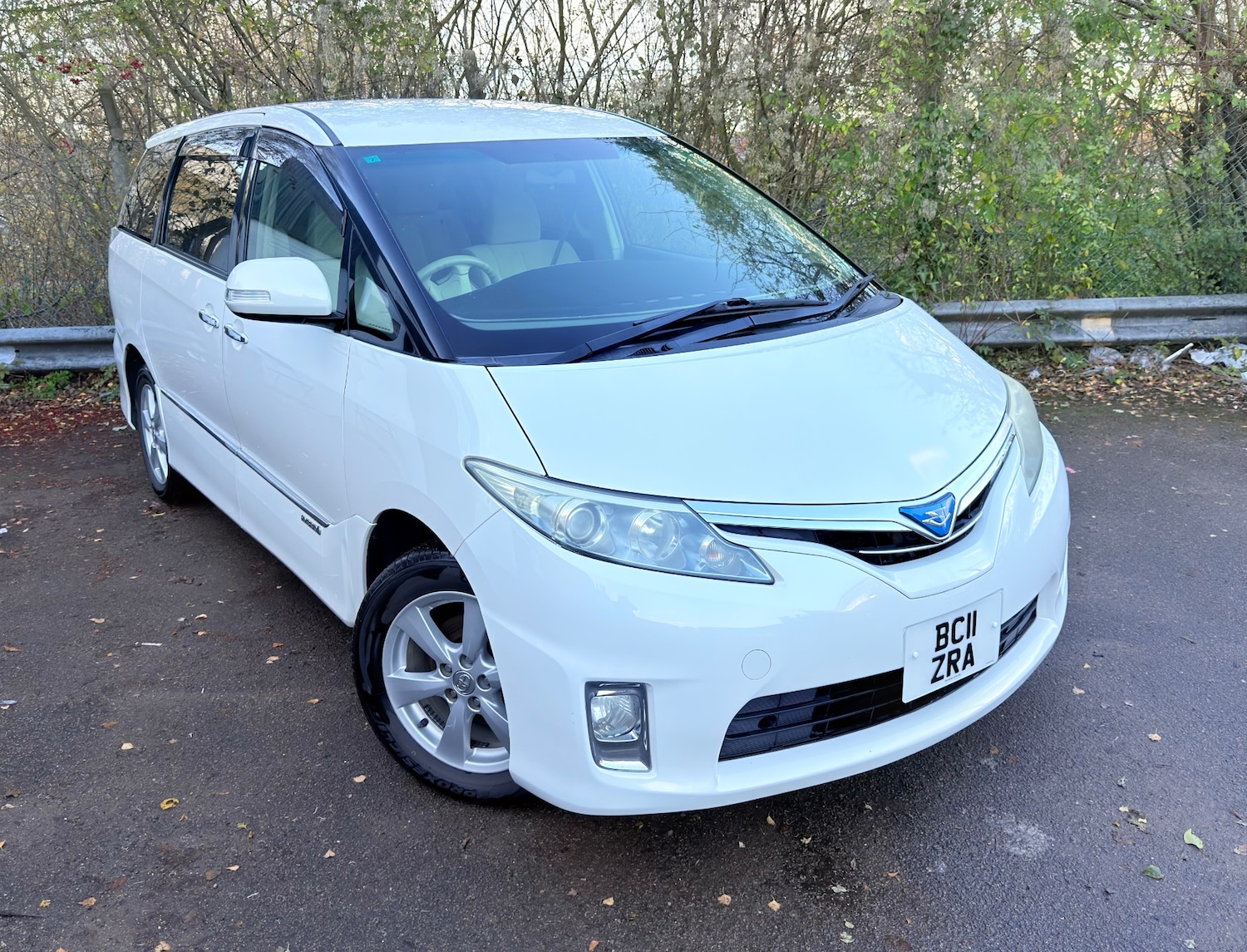 Used Toyota Estima 2025 for sale - 77984848: Photo 2