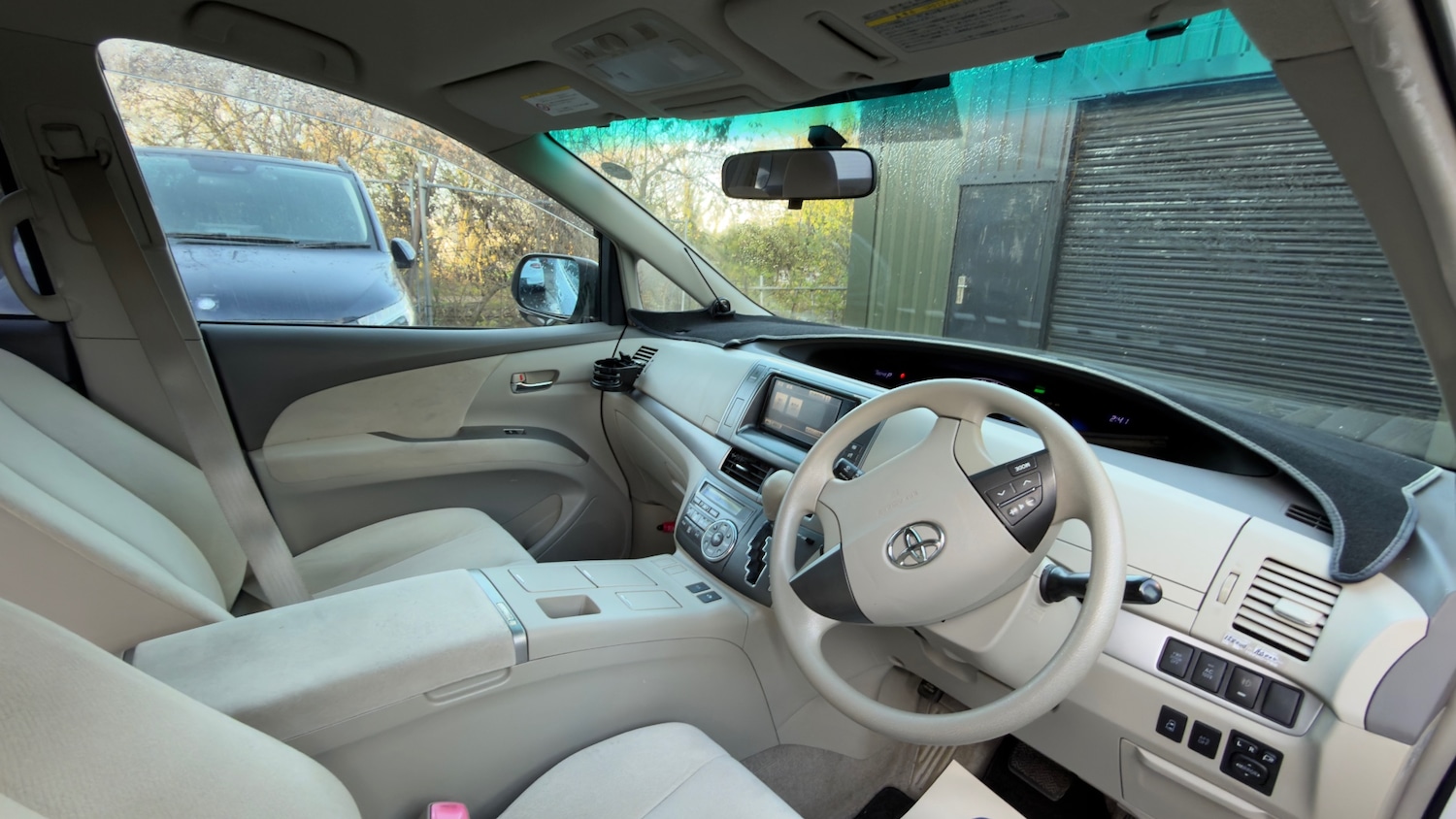 Used Toyota Estima 2025 for sale - 77984848: Photo 29