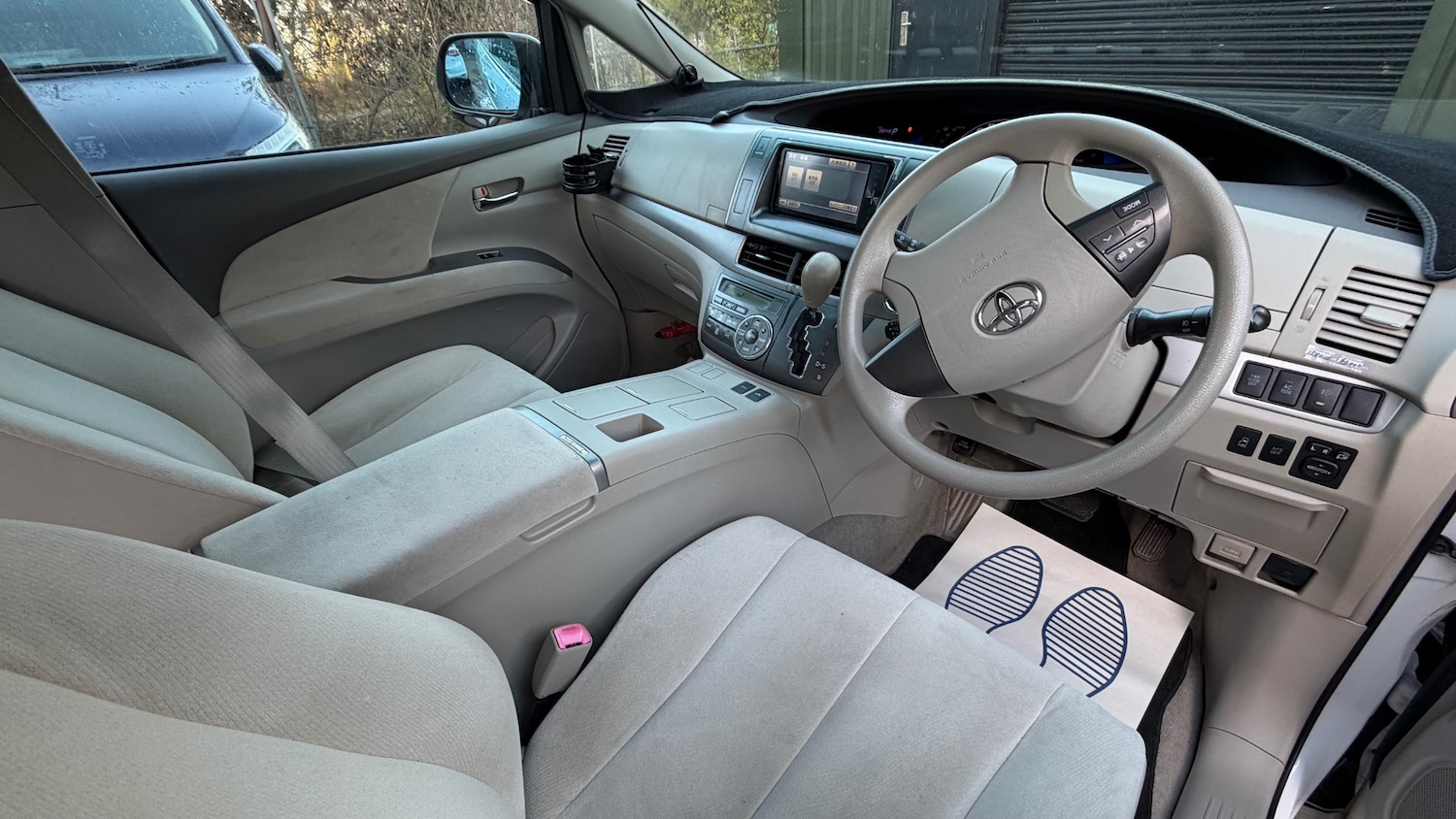 Used Toyota Estima 2025 for sale - 77984848: Photo 30