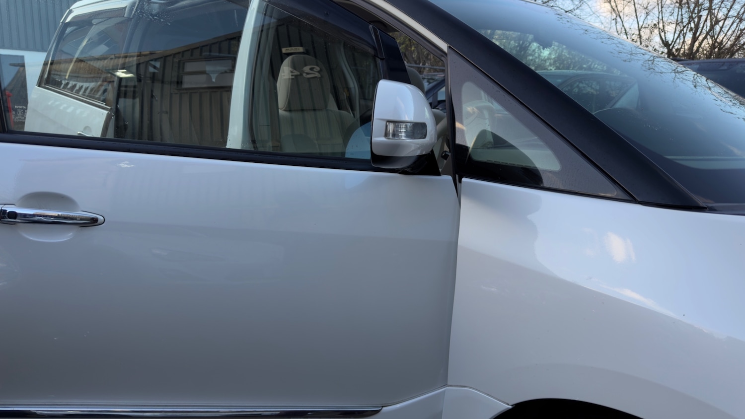 Used Toyota Estima 2025 for sale - 77984848: Photo 5