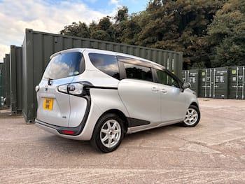 Used Toyota Sienta 2017 for sale - 79862626: Photo