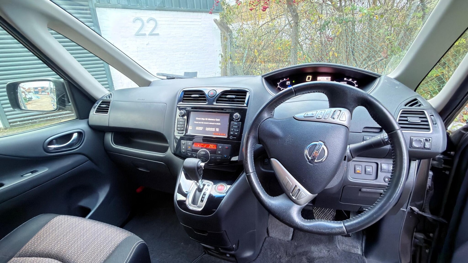 Used Nissan Serena 2025 for sale - 76969792: Photo 14