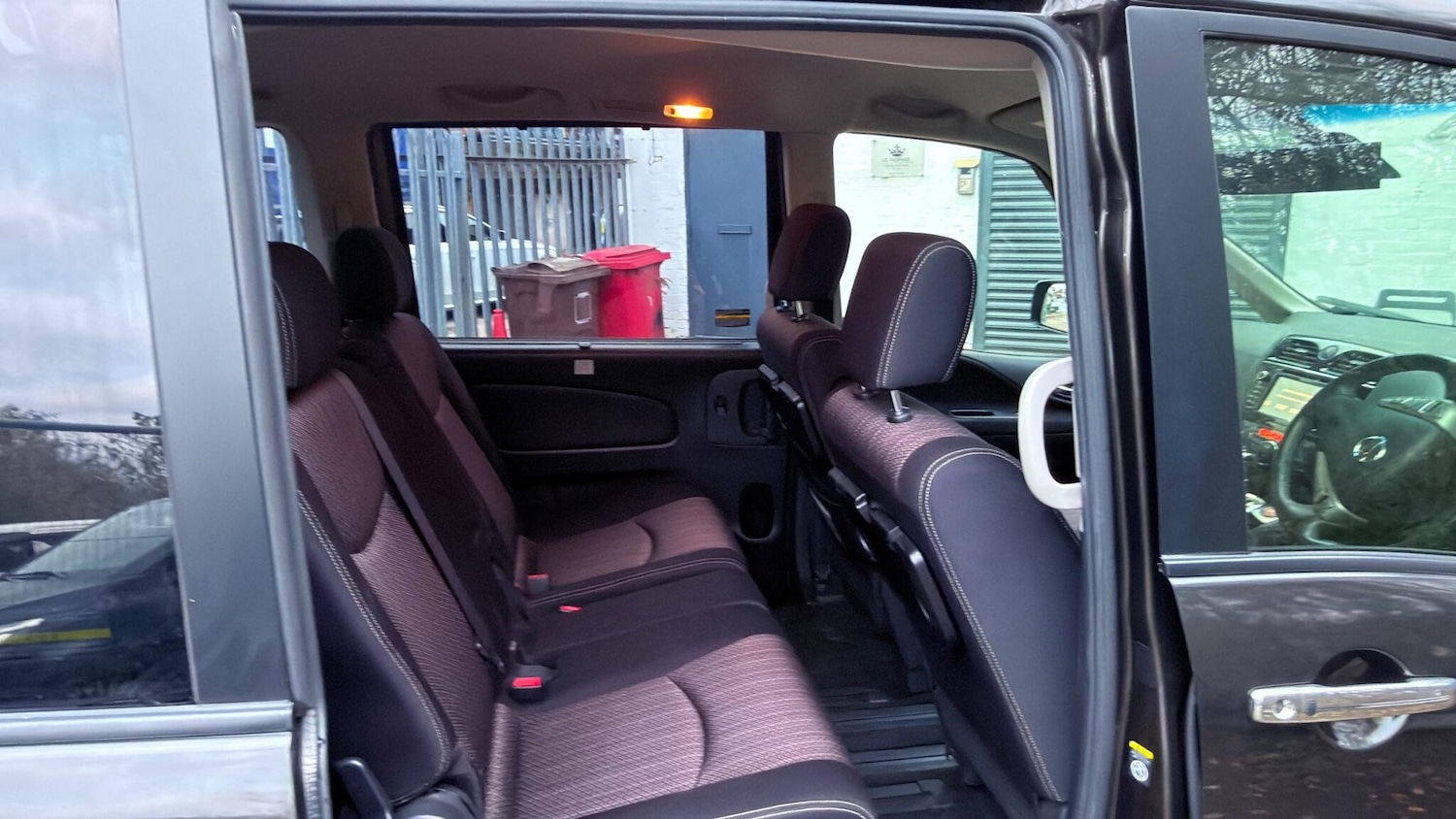 Used Nissan Serena 2025 for sale - 76969792: Photo 20