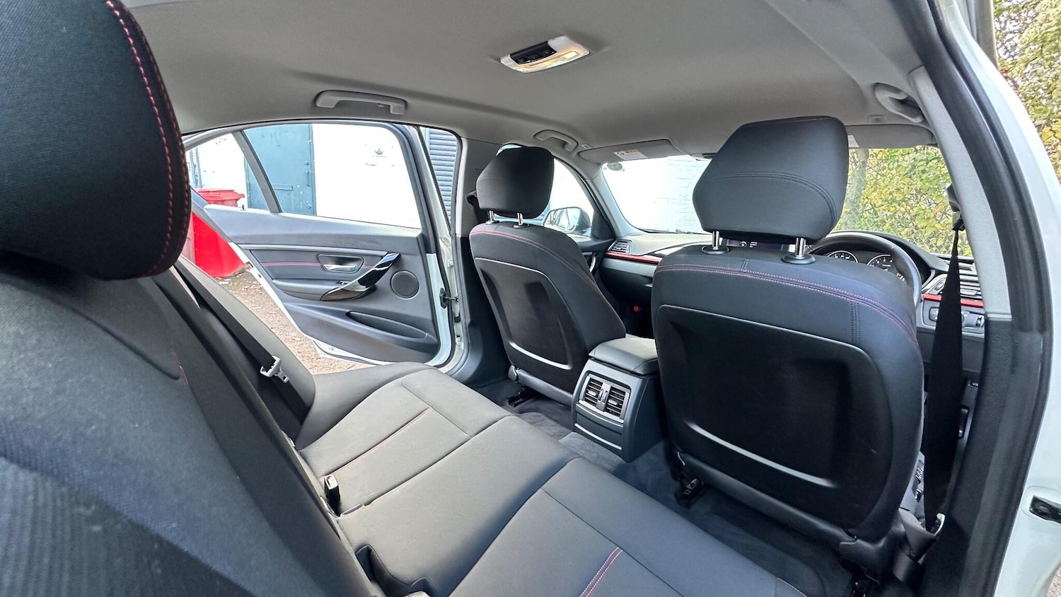 Used BMW 3 Series 2025 for sale - 76969789: Photo 17