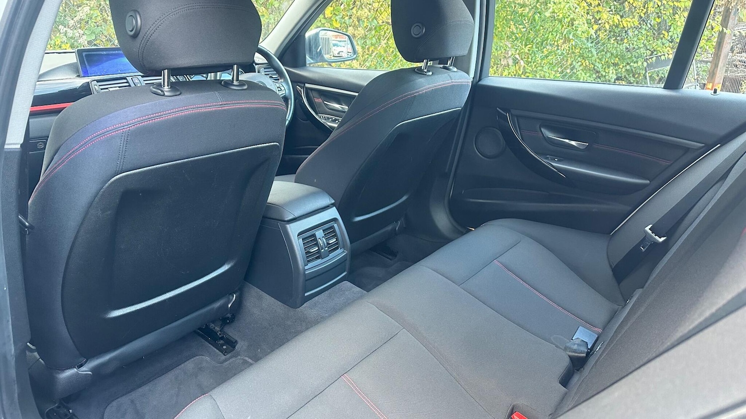 Used BMW 3 Series 2025 for sale - 76969789: Photo 40