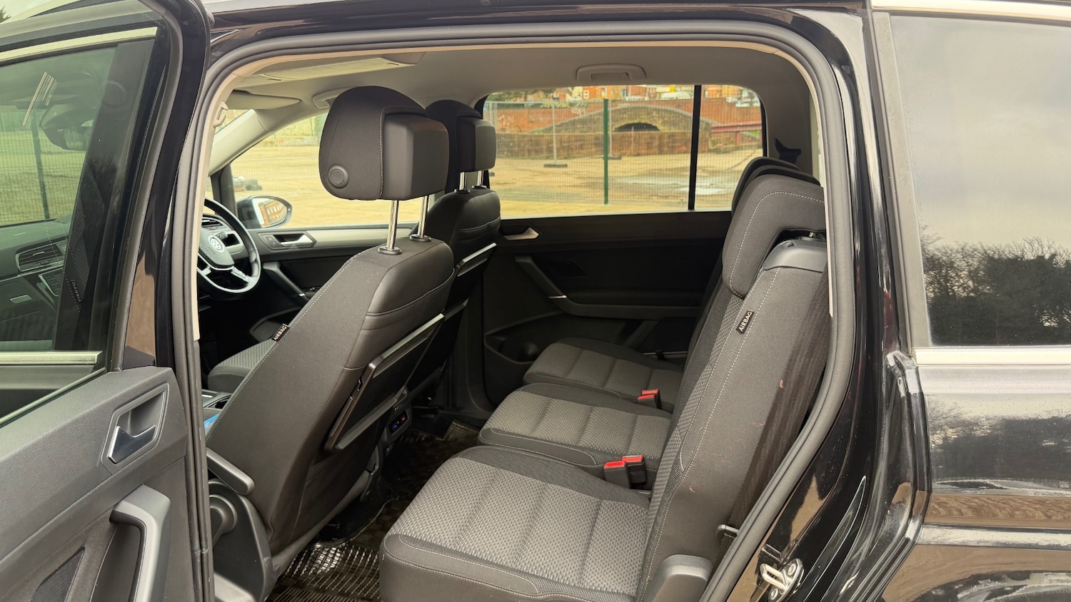 Used Volkswagen Touran 2025 for sale - 77994454: Photo 13