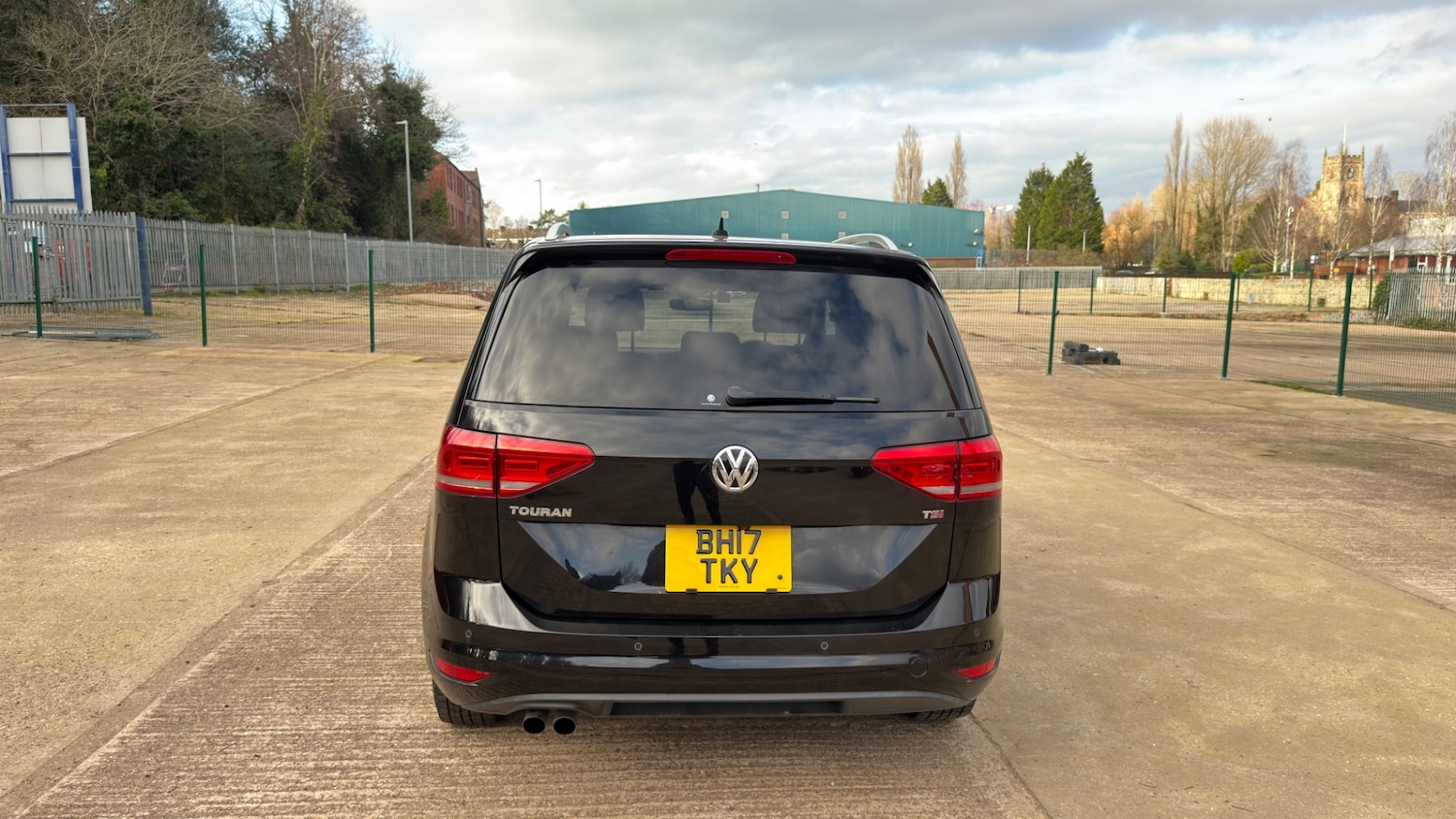 Used Volkswagen Touran 2025 for sale - 77994454: Photo 4