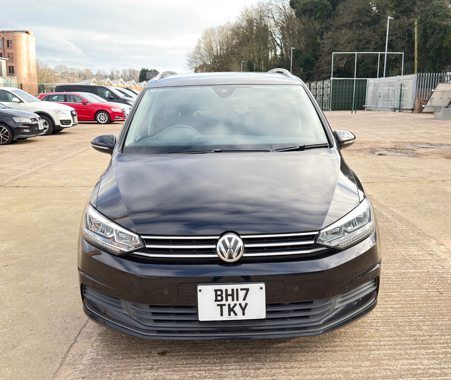Used Volkswagen Touran 2025 for sale - 77994454: Photo 6