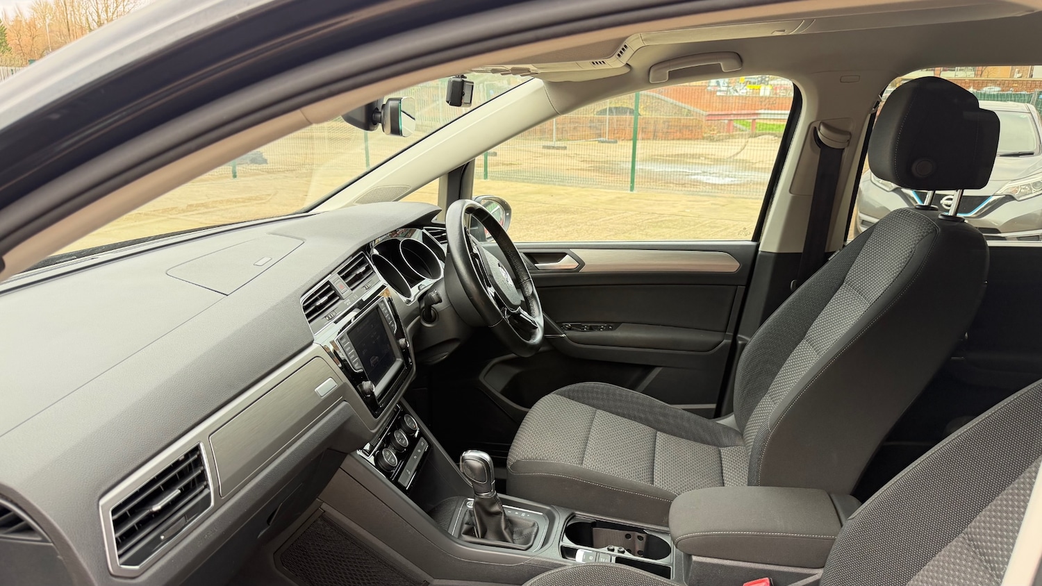 Used Volkswagen Touran 2025 for sale - 77994454: Photo 9