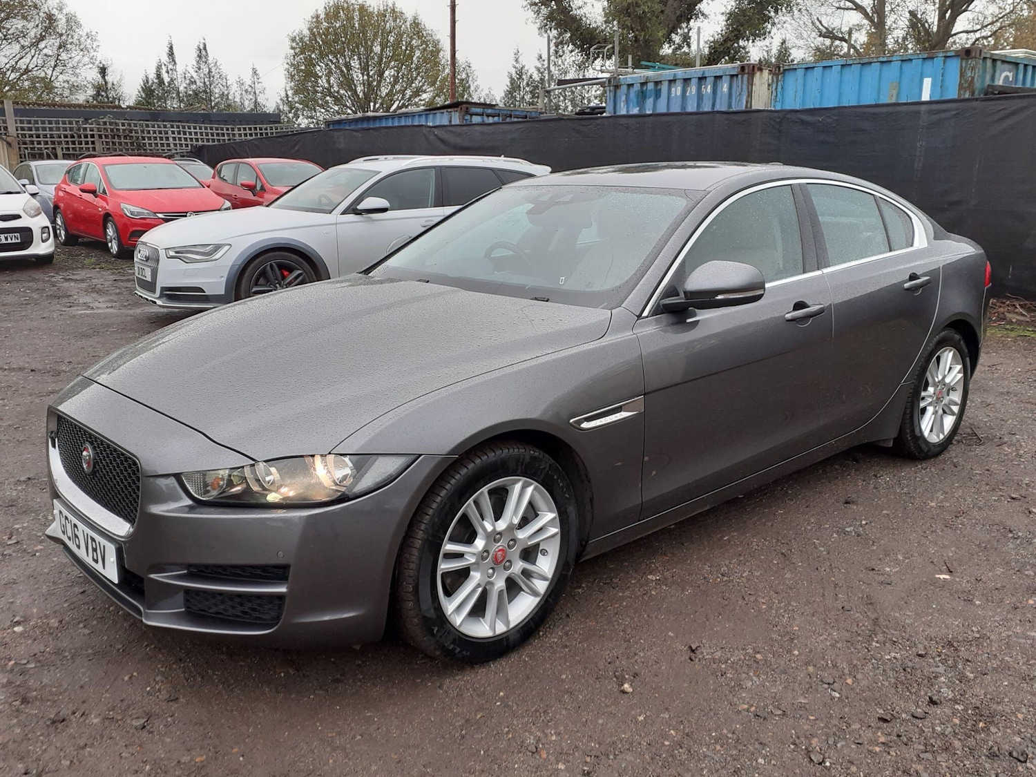 Used Jaguar XE 2016 for sale - 76878695: Photo 3