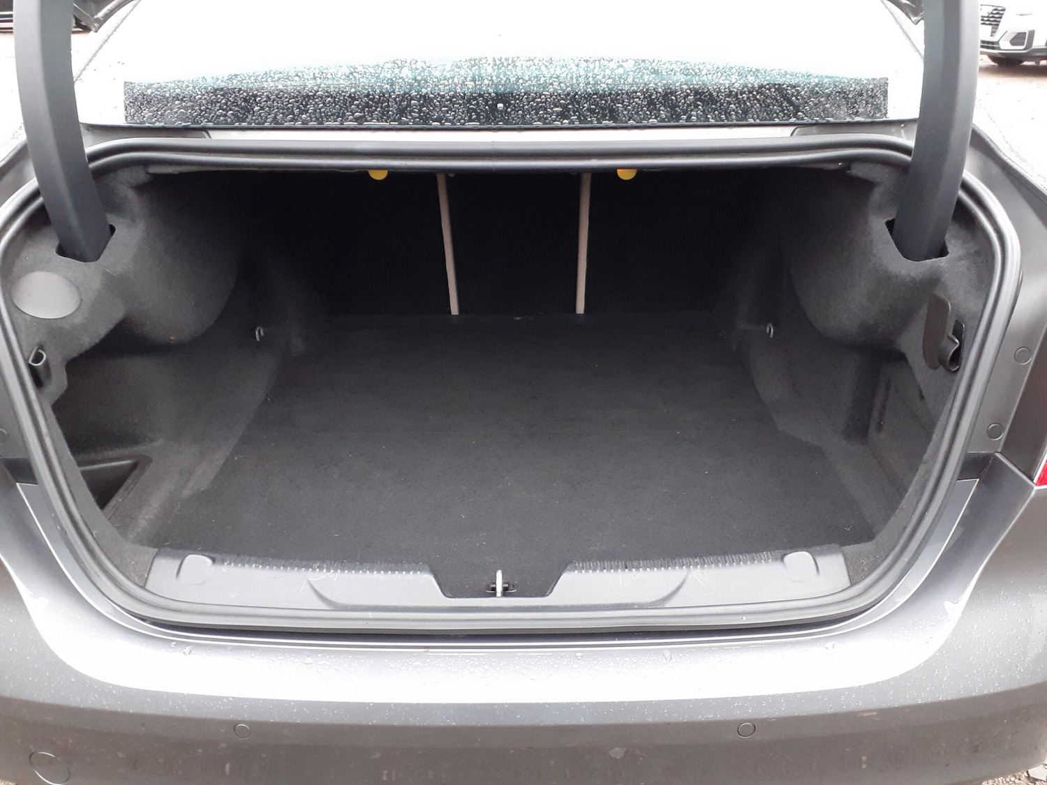 Used Jaguar XE 2016 for sale - 76878695: Photo 9