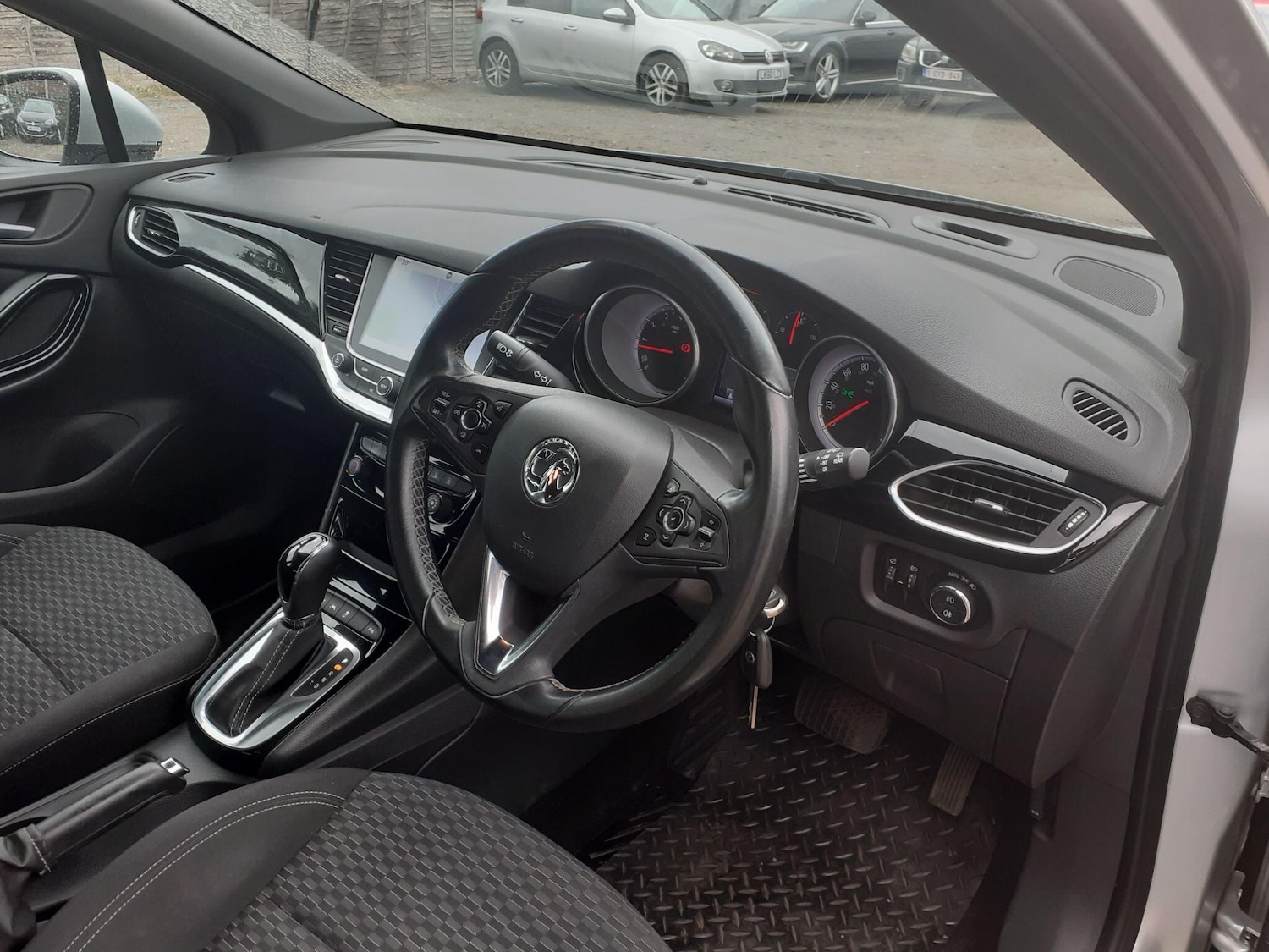 Used Vauxhall Astra for sale - 76887490: Photo 17