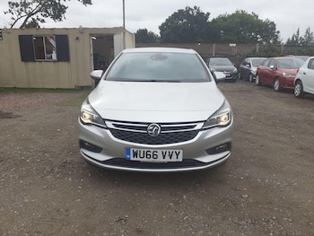 Used Vauxhall Astra 2016 for sale - 76887490: Photo