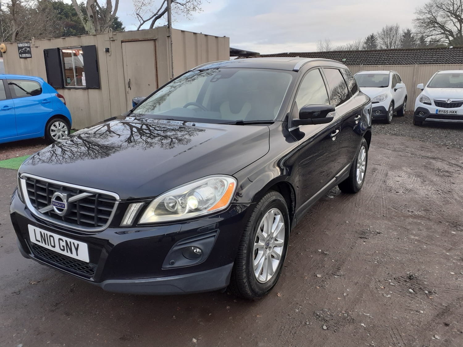Used Volvo XC60 2025 for sale - 77196723: Photo 8