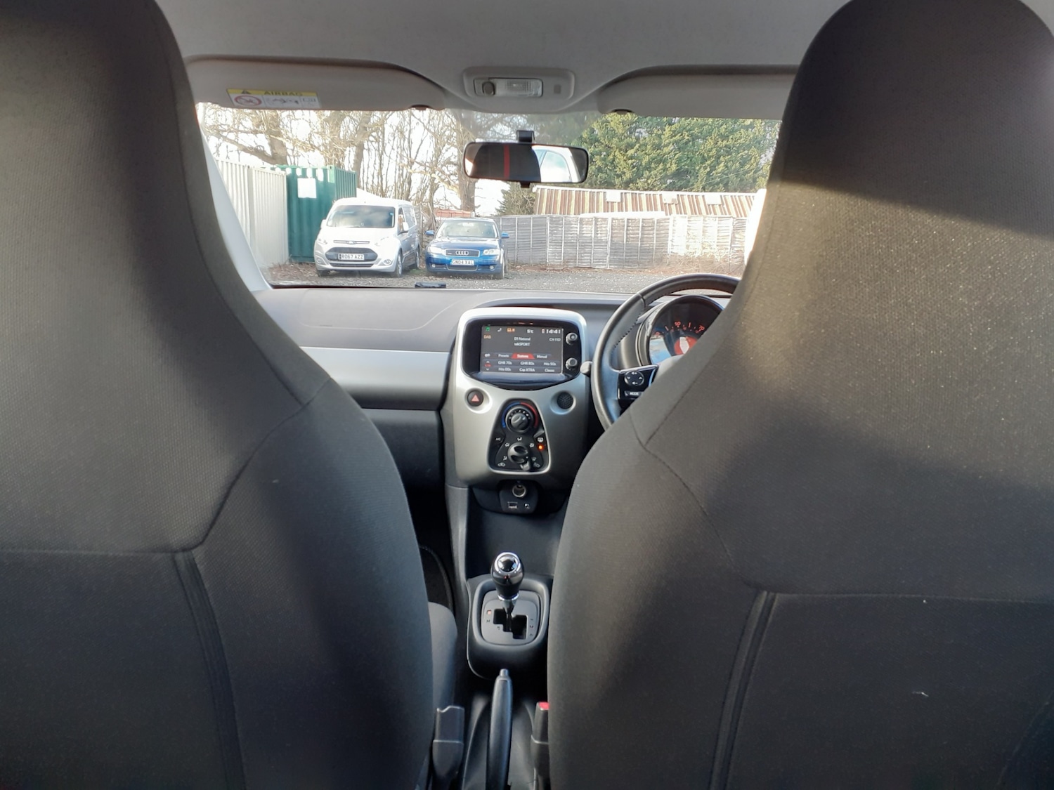 Used Peugeot 108 2016 for sale - 77135928: Photo 9