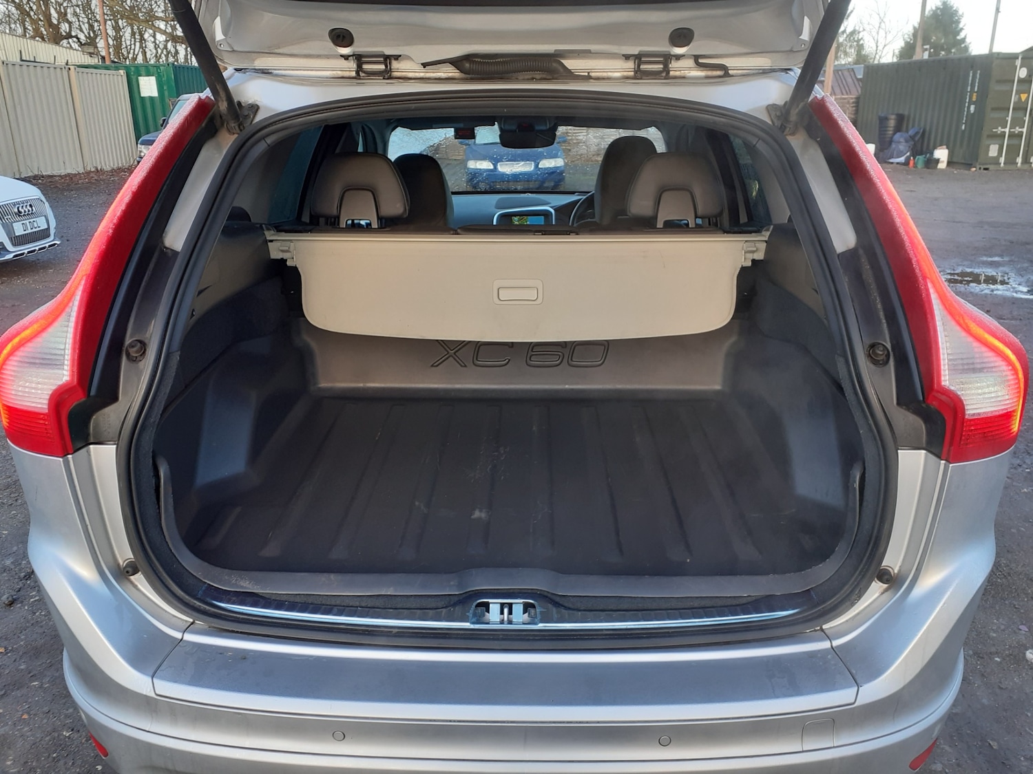 Used Volvo XC60 2014 for sale - 77135990: Photo 12