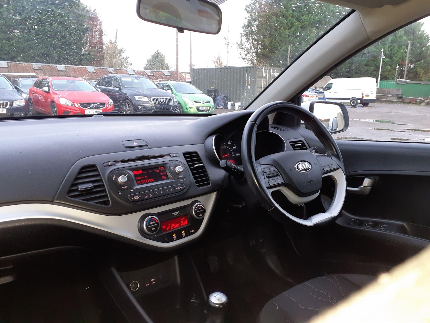 Used Kia Picanto 2016 for sale - 76878693: Photo 10