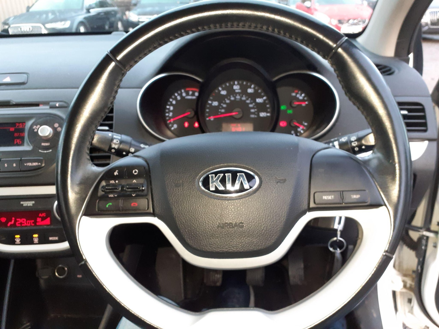 Used Kia Picanto 2016 for sale - 76878693: Photo 9