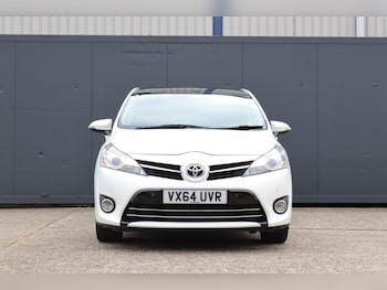 Used Toyota Verso 2014 for sale - 76990679: Photo