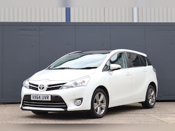 2014 (64) - 1.6 D-4D Trend 5dr