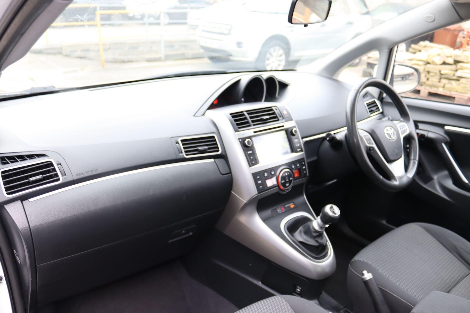 Used Toyota Verso 2014 for sale - 76597256: Photo 26