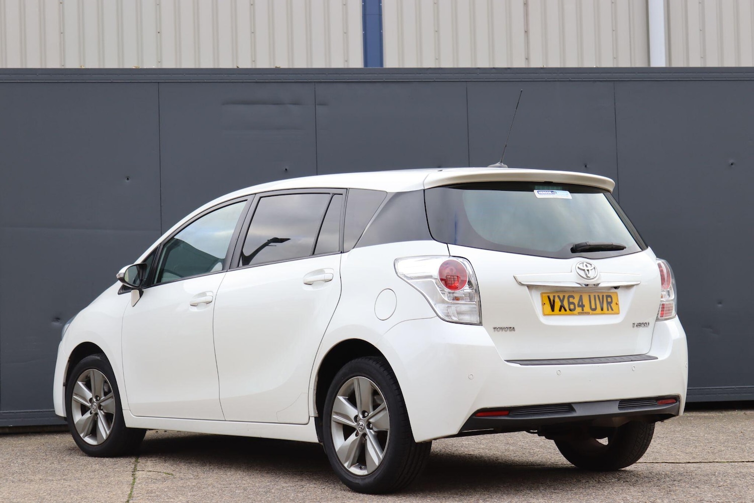 Used Toyota Verso 2014 for sale - 76597256: Photo 5