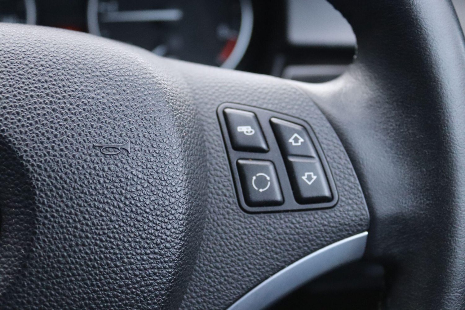 Used BMW 3 Series 2012 for sale - 77637867: Photo 16