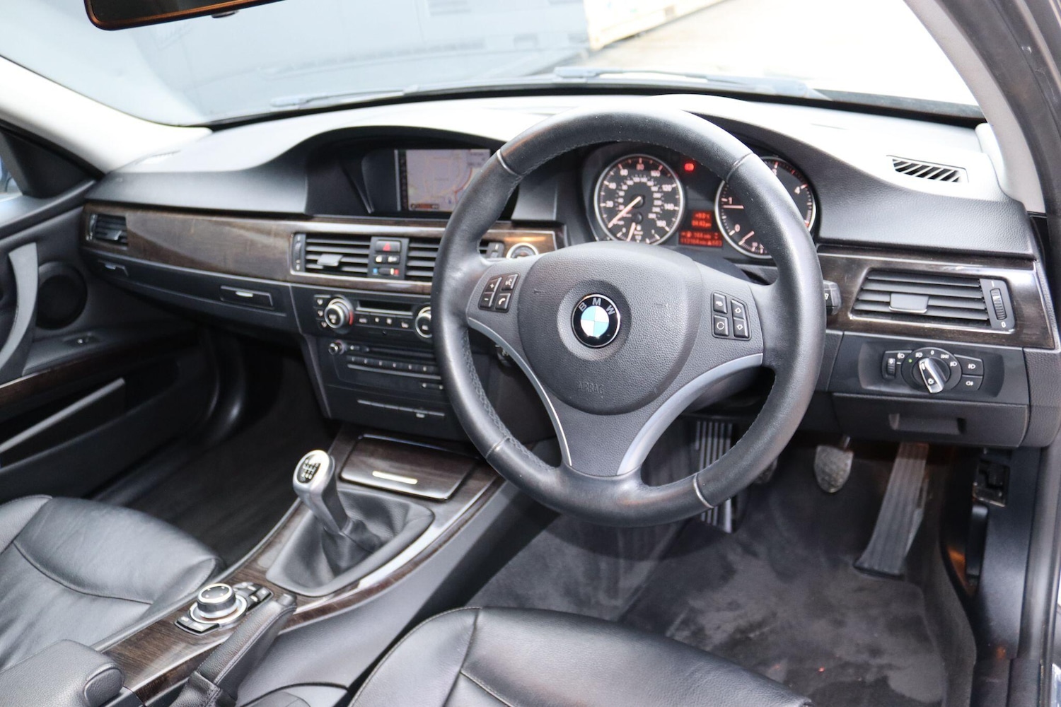 Used BMW 3 Series 2012 for sale - 77637867: Photo 19