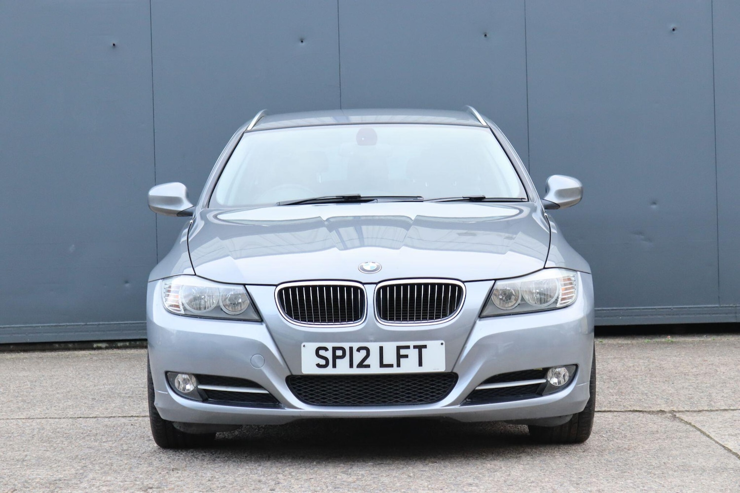 Used BMW 3 Series 2012 for sale - 77637867: Photo 2