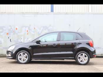 Used Volkswagen Polo 2017 for sale - 72857116: Photo