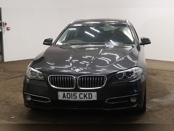 Used BMW 5 Series 2015 for sale - 77613015: Photo