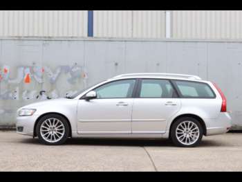 Used Volvo V50 2010 for sale - 73610552: Photo