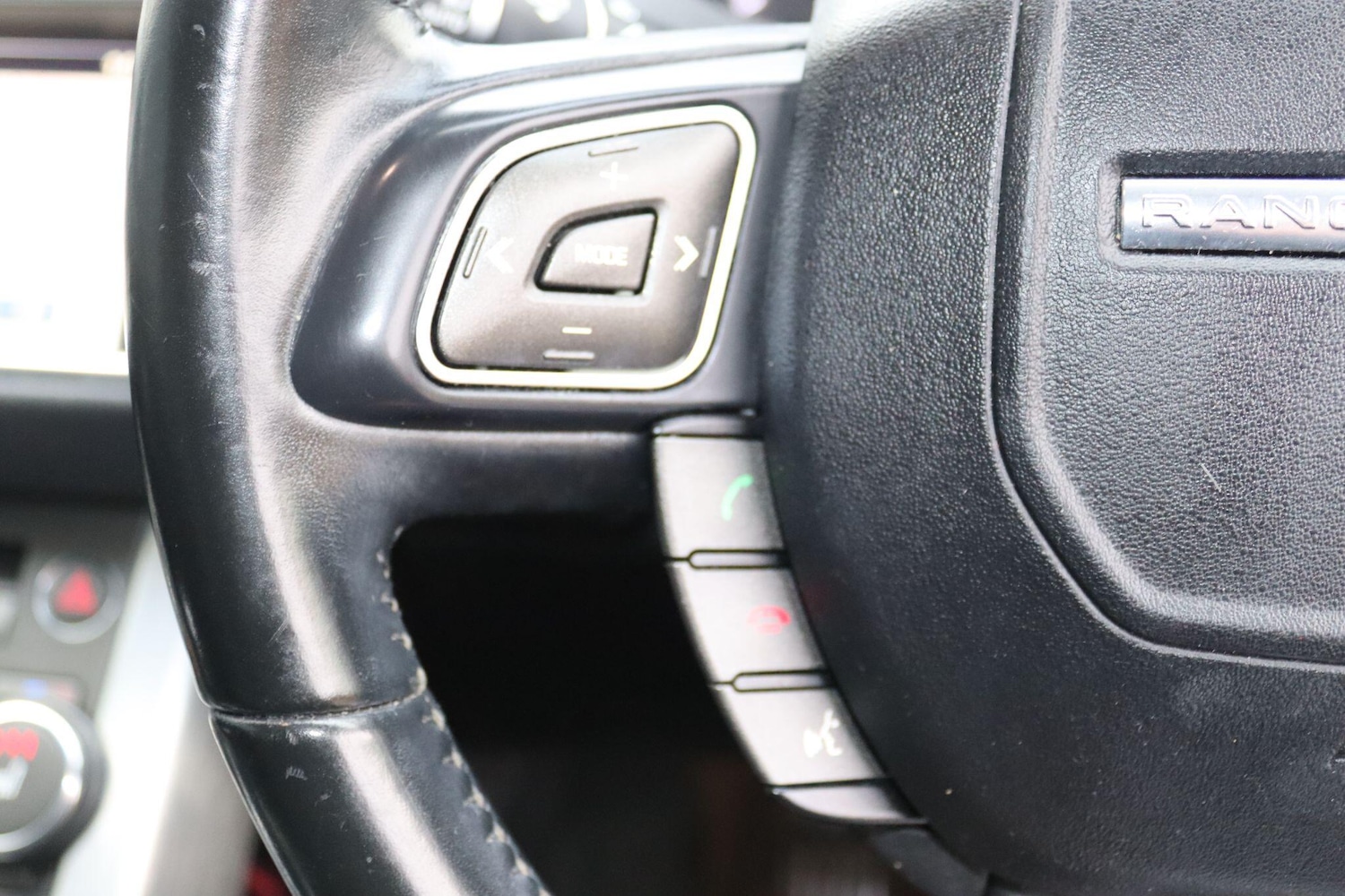 Used Land Rover Range Rover Evoque 2015 for sale - 77015324: Photo 12