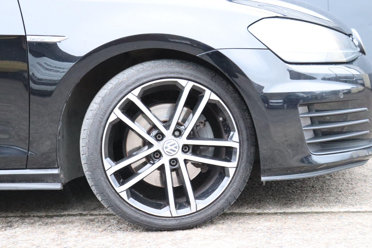 Used Volkswagen Golf 2016 for sale - 77090904: Photo 30