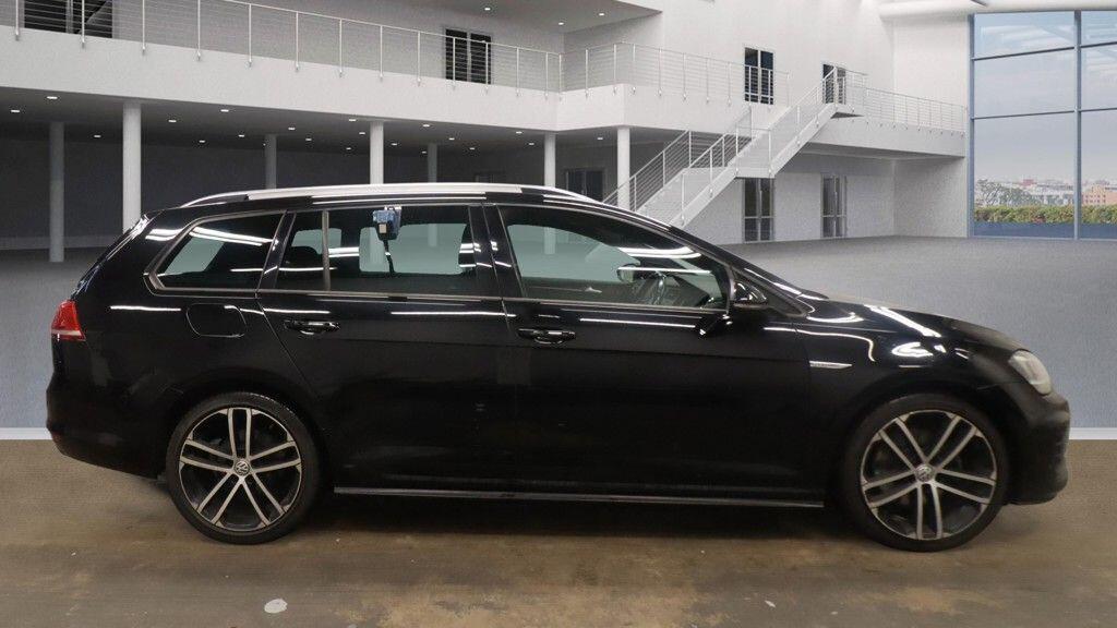 Used Volkswagen Golf 2016 for sale - 77090904: Photo 7