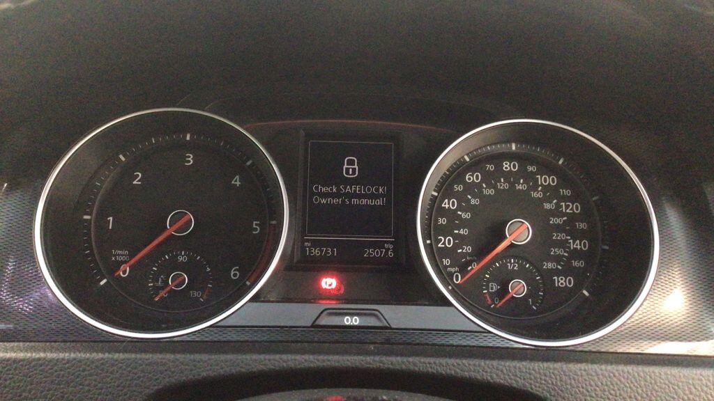 Used Volkswagen Golf 2016 for sale - 77090904: Photo 8