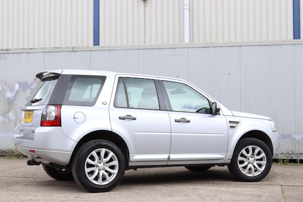 Used Land Rover Freelander 2 2011 for sale - 75173874: Photo 23