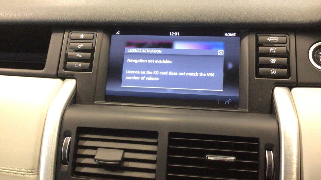 Used Land Rover Discovery Sport 2016 for sale - 77131768: Photo 9