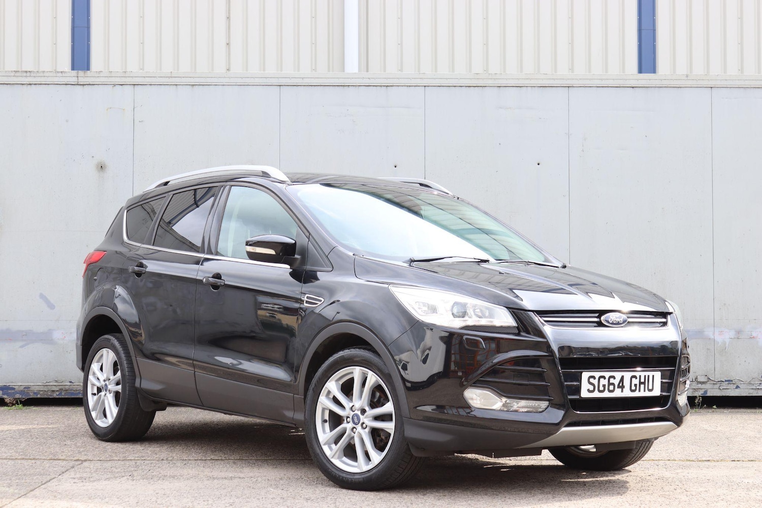 Used Ford Kuga 2014 for sale - 76994909: Photo 3