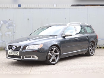 Used Volvo V70 2012 for sale - 75463896: Photo