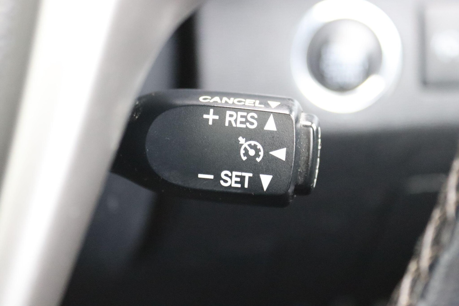 Used Toyota Avensis 2014 for sale - 76094524: Photo 15