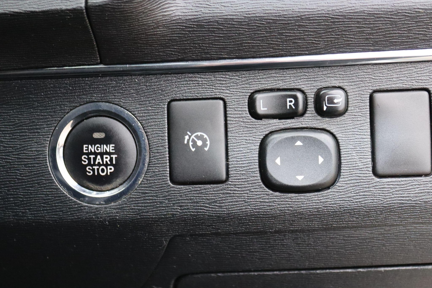 Used Toyota Avensis 2014 for sale - 76094524: Photo 16