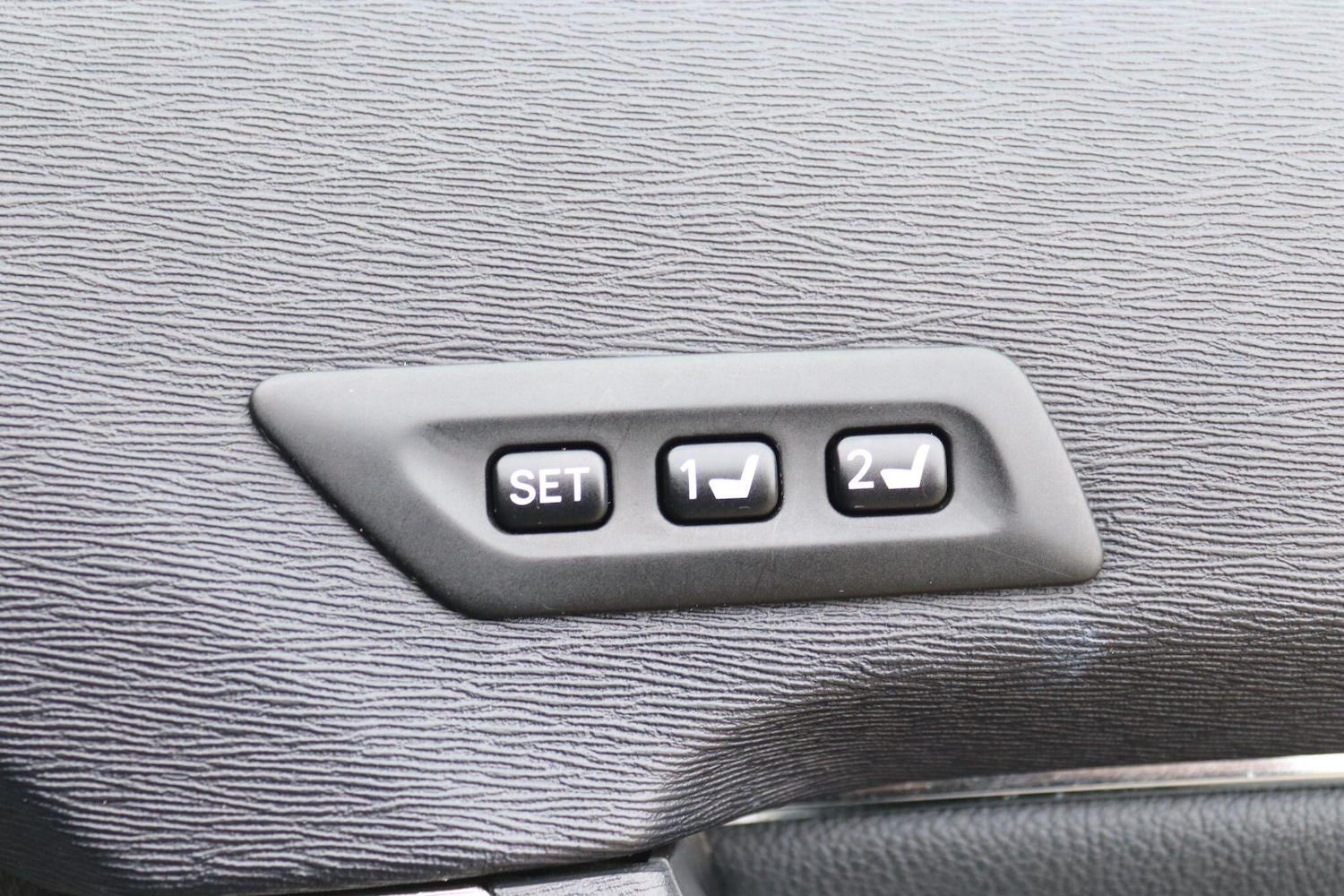 Used Toyota Avensis 2014 for sale - 76094524: Photo 17