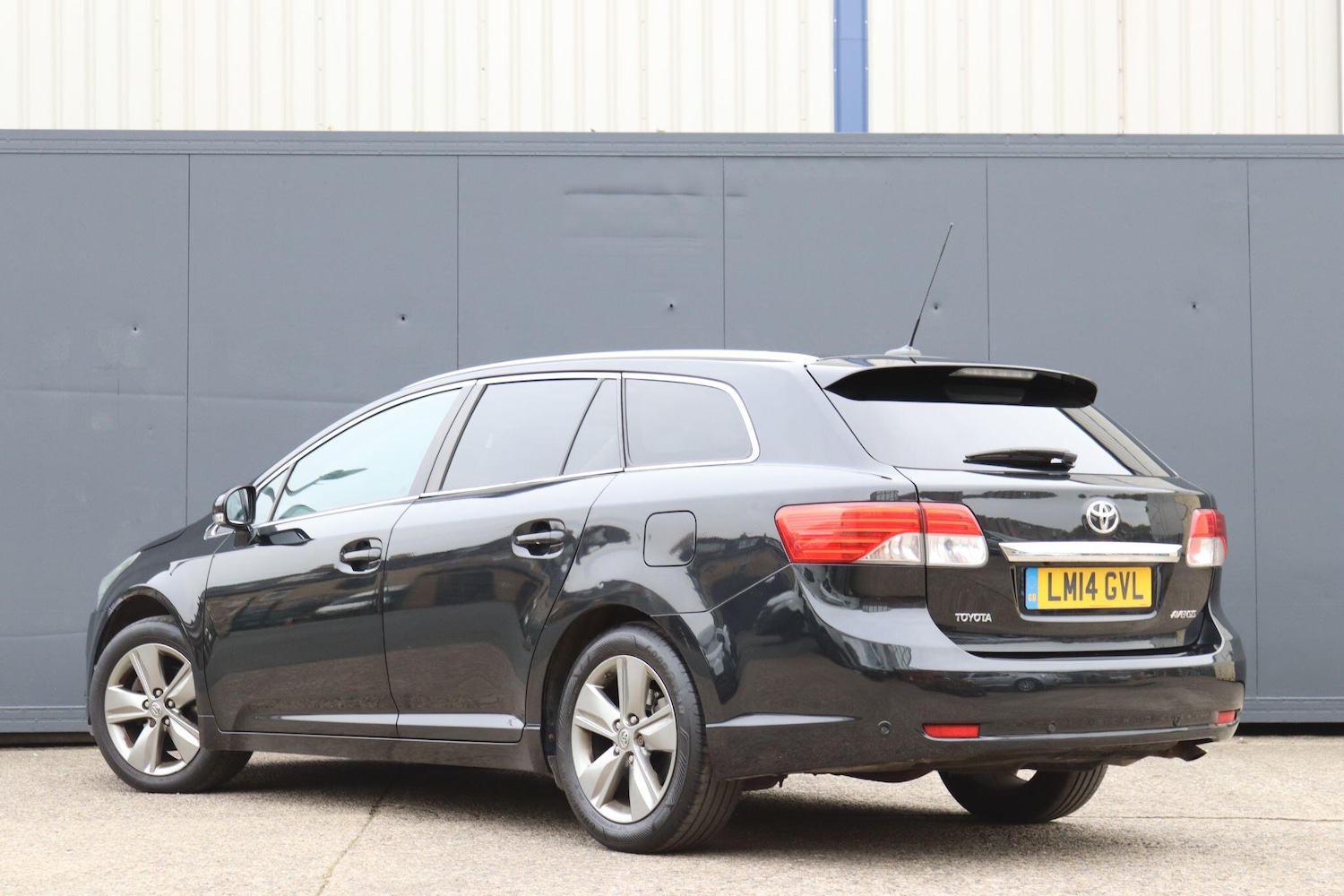 Used Toyota Avensis 2014 for sale - 76094524: Photo 27