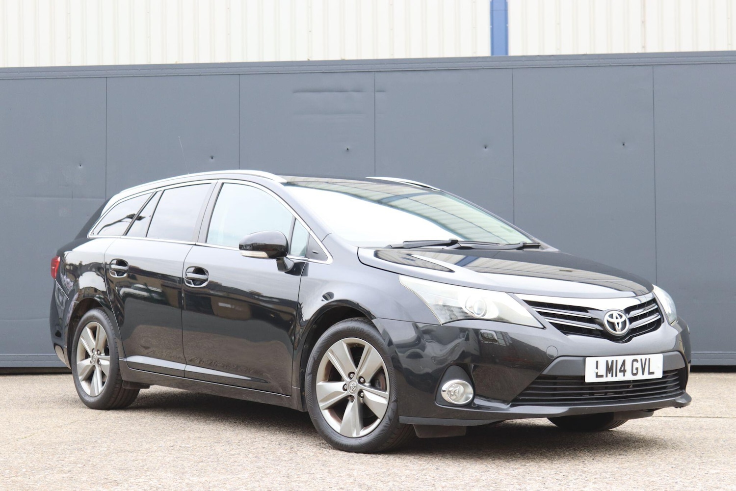 Used Toyota Avensis 2014 for sale - 76094524: Photo 35